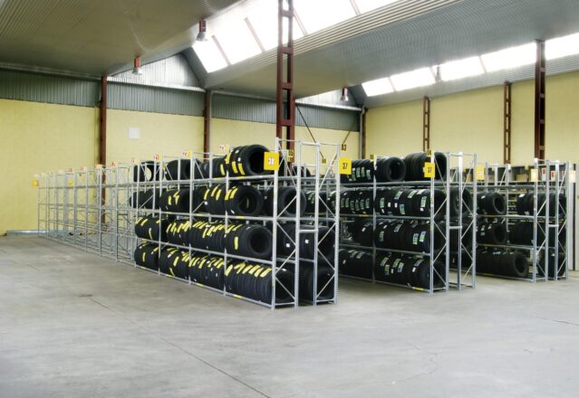 Regały na opony samochodowe